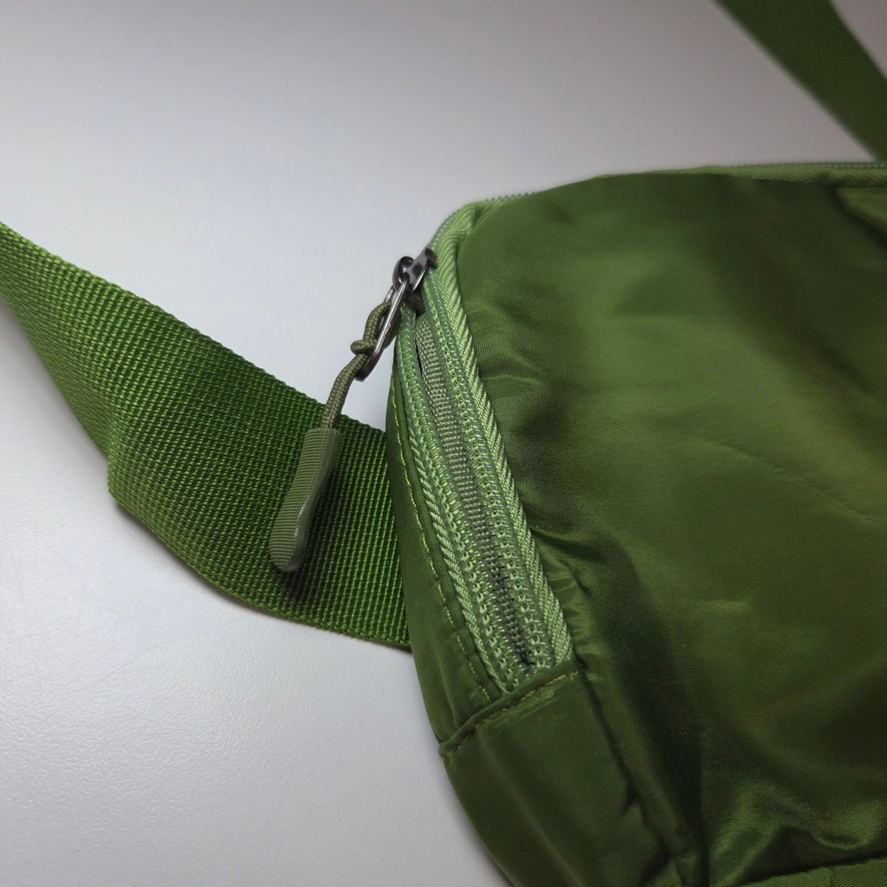 Green Nylon Belt Bag Fanny Pack Crossbody Pouch - Picture 2 of 10